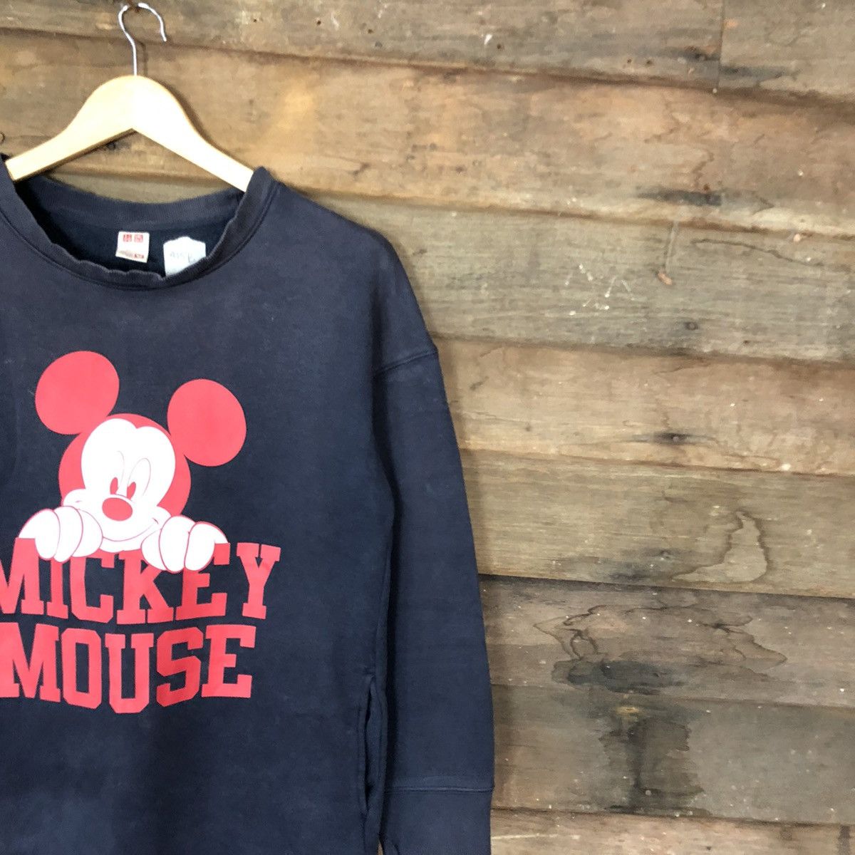 Disney × Mickey Mouse × Uniqlo Uniqlo X Mickey Mouse Dark Blue Sweatshirt #415B Size US M / EU 48-50 / 2 - 5 Thumbnail