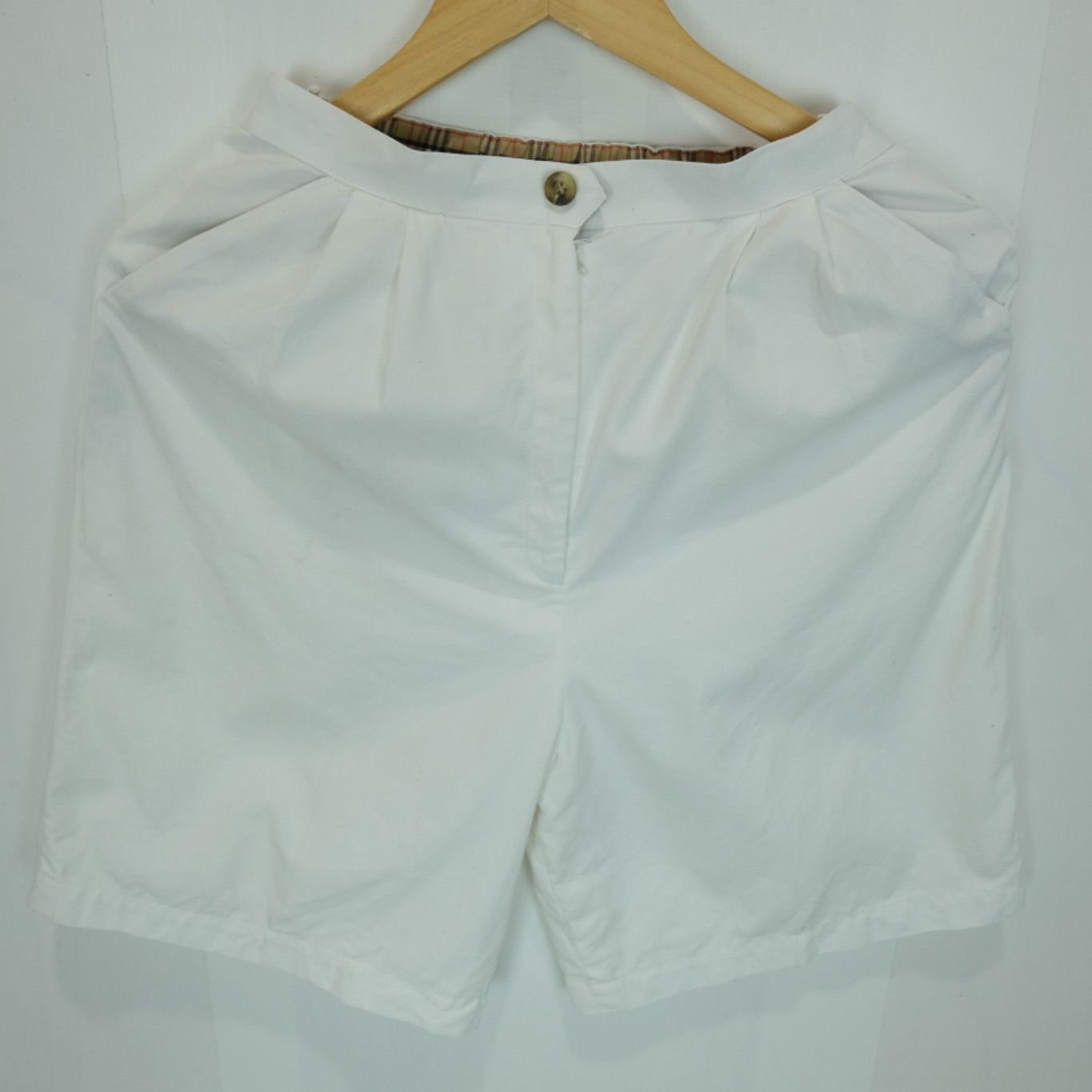 Burberry Vintage BURBERRY'S Short Pant For Women Size 26" / US 2 / IT 38 - 2 Thumbnail