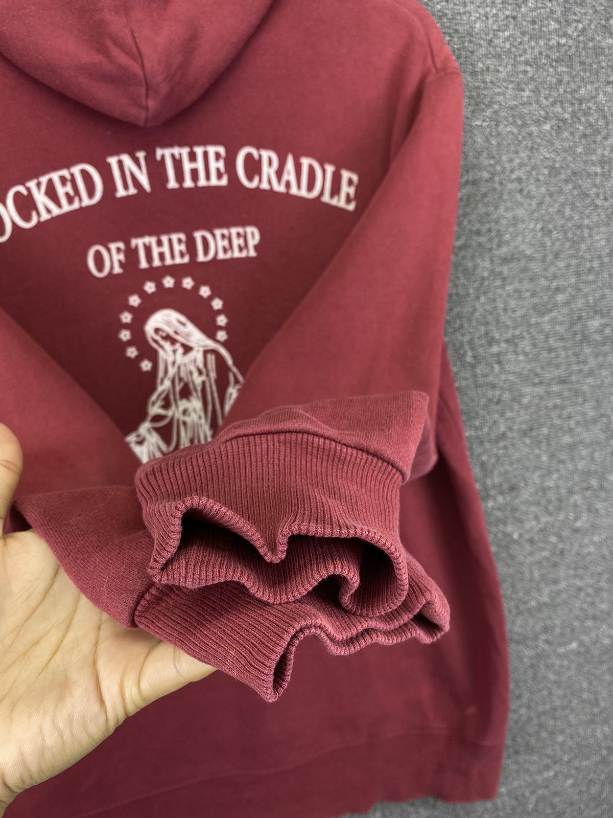 Band Tees Vintage Rocked In The Cradle Of The Deep Hoodie Sweatshirts Size US M / EU 48-50 / 2 - 8 Thumbnail
