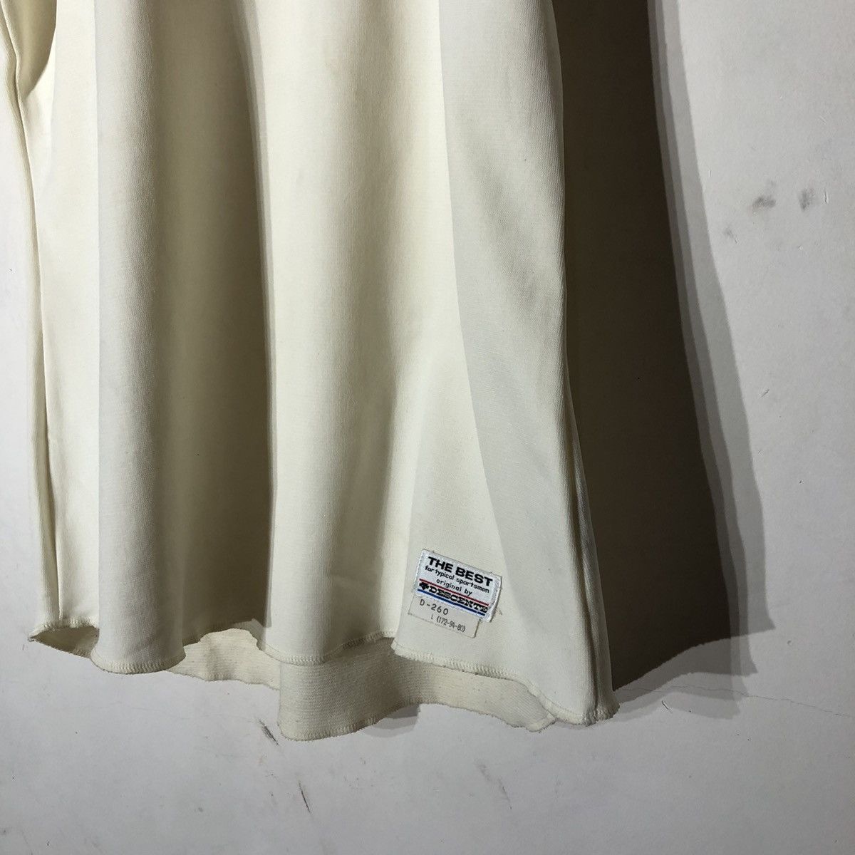 Descente Vintage Jersey Descente Short Sleeve Size US L / EU 52-54 / 3 - 4 Thumbnail