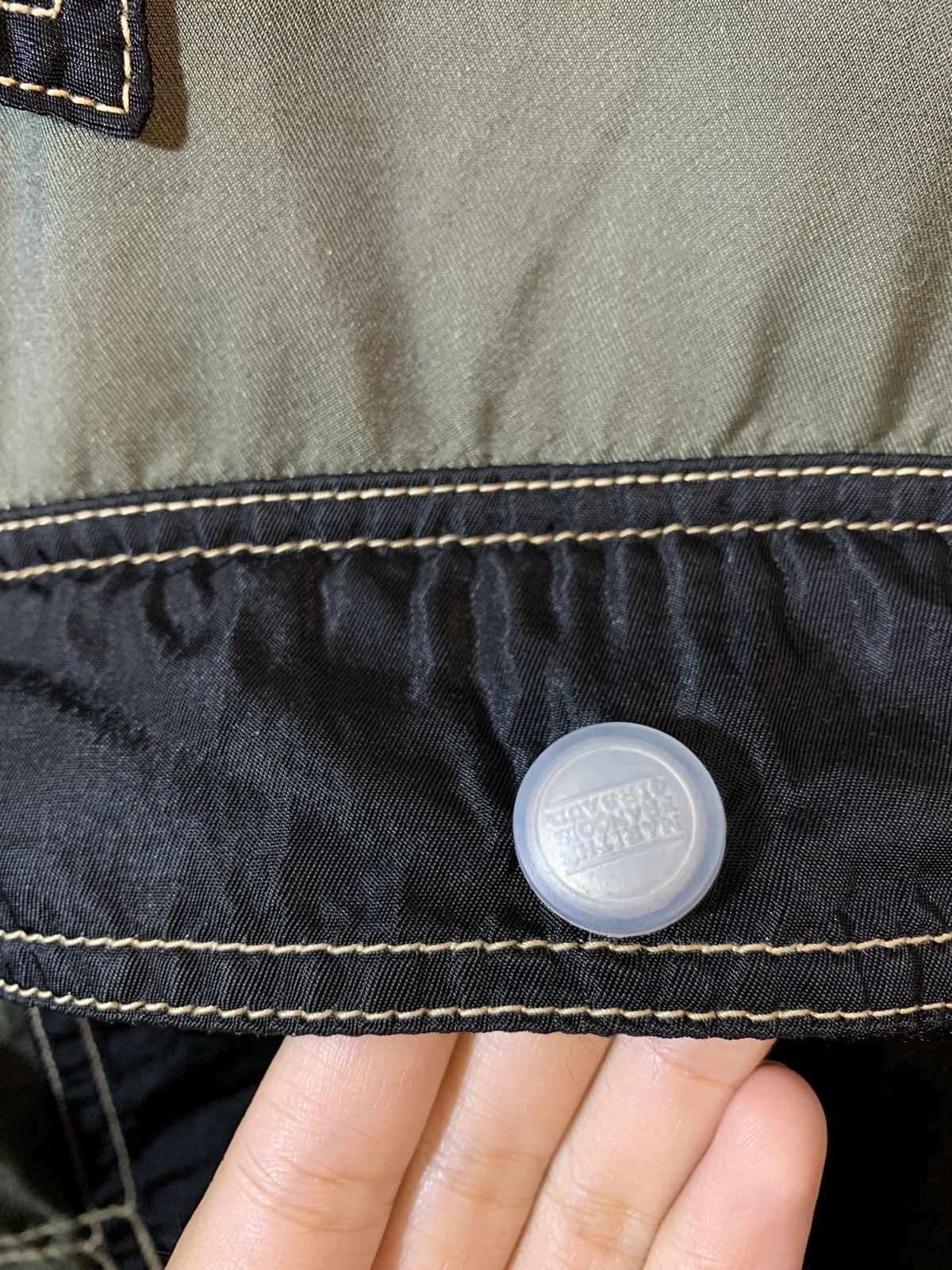 Marithe + Francois Girbaud Marithe Francois Girbaud nylon cropped jacket Size US XXS / EU 40 - 10 Thumbnail