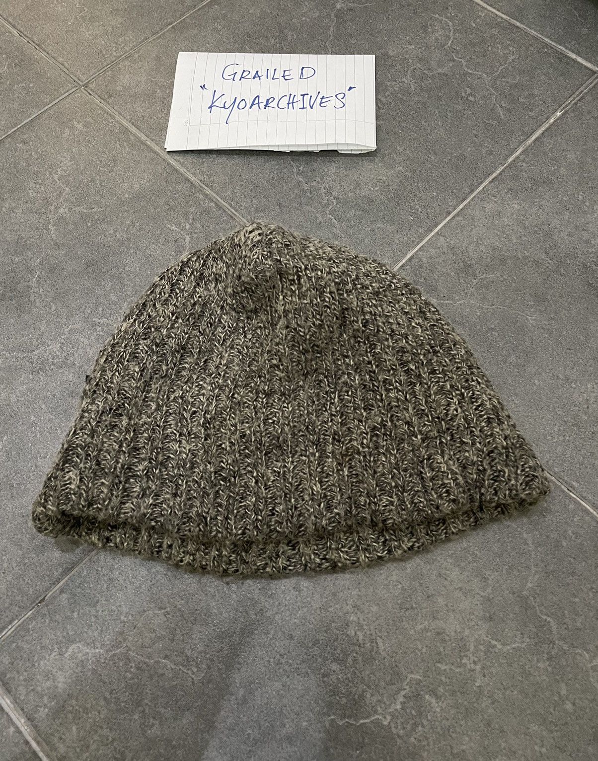Other VINTAGE GRAY BEANIE Size ONE SIZE - 2 Thumbnail
