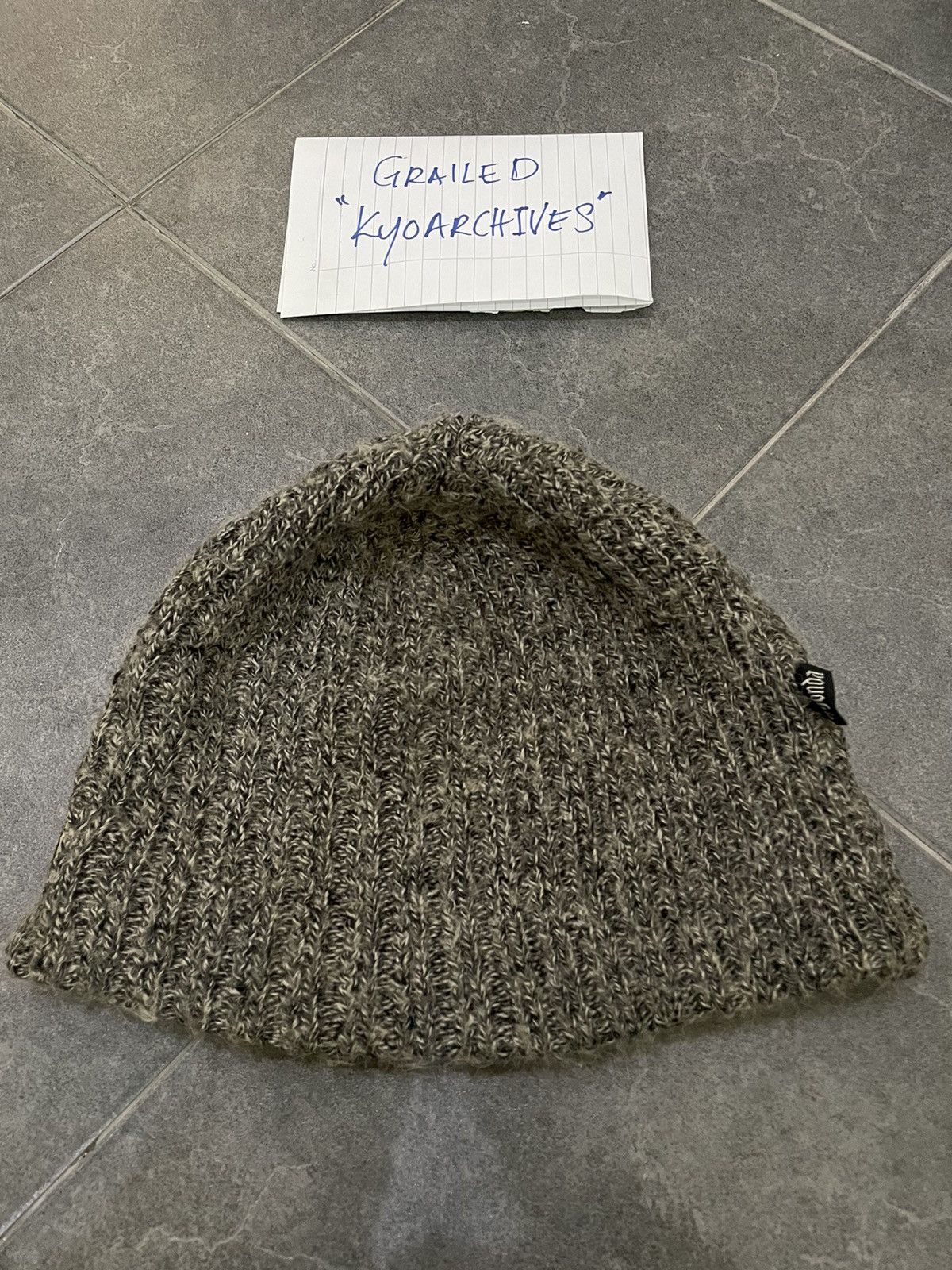 Other VINTAGE GRAY BEANIE Size ONE SIZE - 1 Thumbnail
