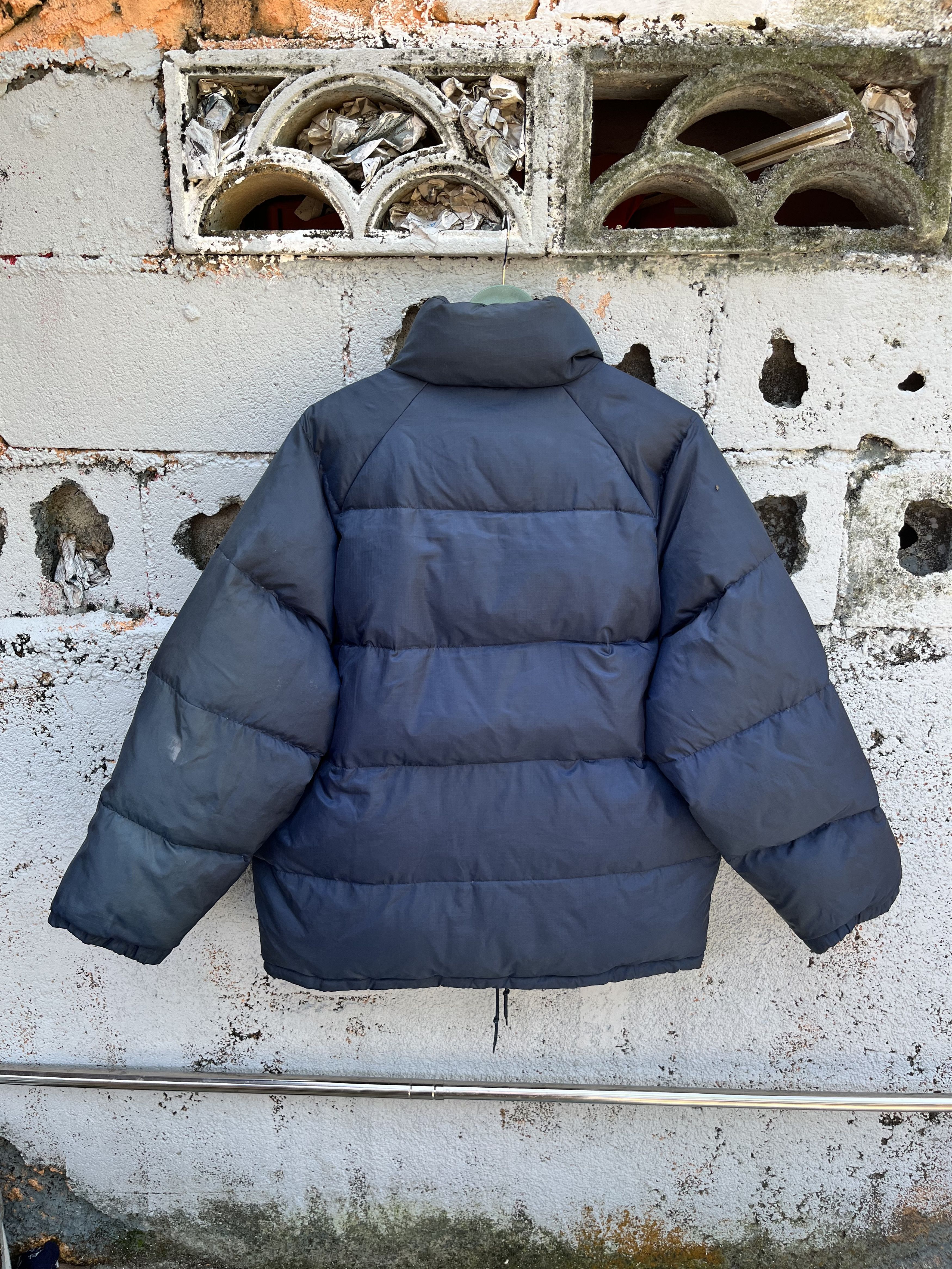 Disney × Mickey Mouse Vintage Mickey Mouse All Star Athletes Puffer Jacket Size US M / EU 48-50 / 2 - 2 Thumbnail