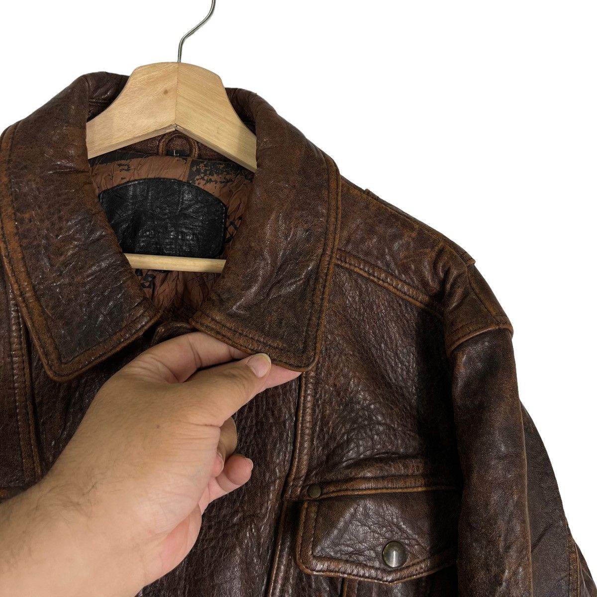 Japanese Brand VINTAGE LEATHER JACKET BIG LOGO BUZZ RICKSONS STYLE DESIGN Size US M / EU 48-50 / 2 - 7 Thumbnail
