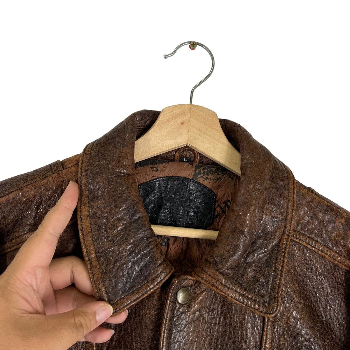 Japanese Brand VINTAGE LEATHER JACKET BIG LOGO BUZZ RICKSONS STYLE DESIGN Size US M / EU 48-50 / 2 - 9 Thumbnail