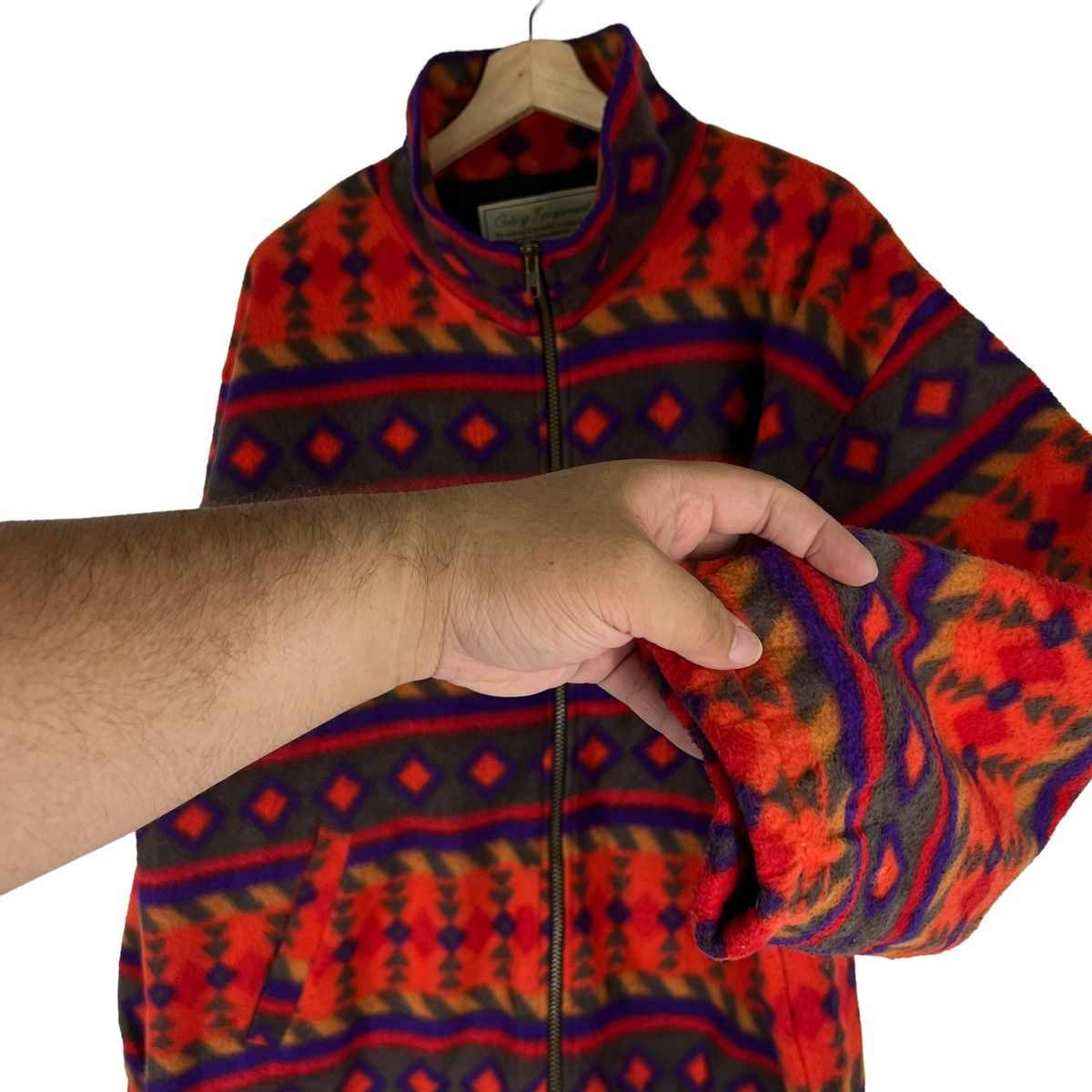Japanese Brand VINTAGE LOGOS AZTEC NAVAJO DESIGN FLEECE JACKET Size US L / EU 52-54 / 3 - 6 Thumbnail