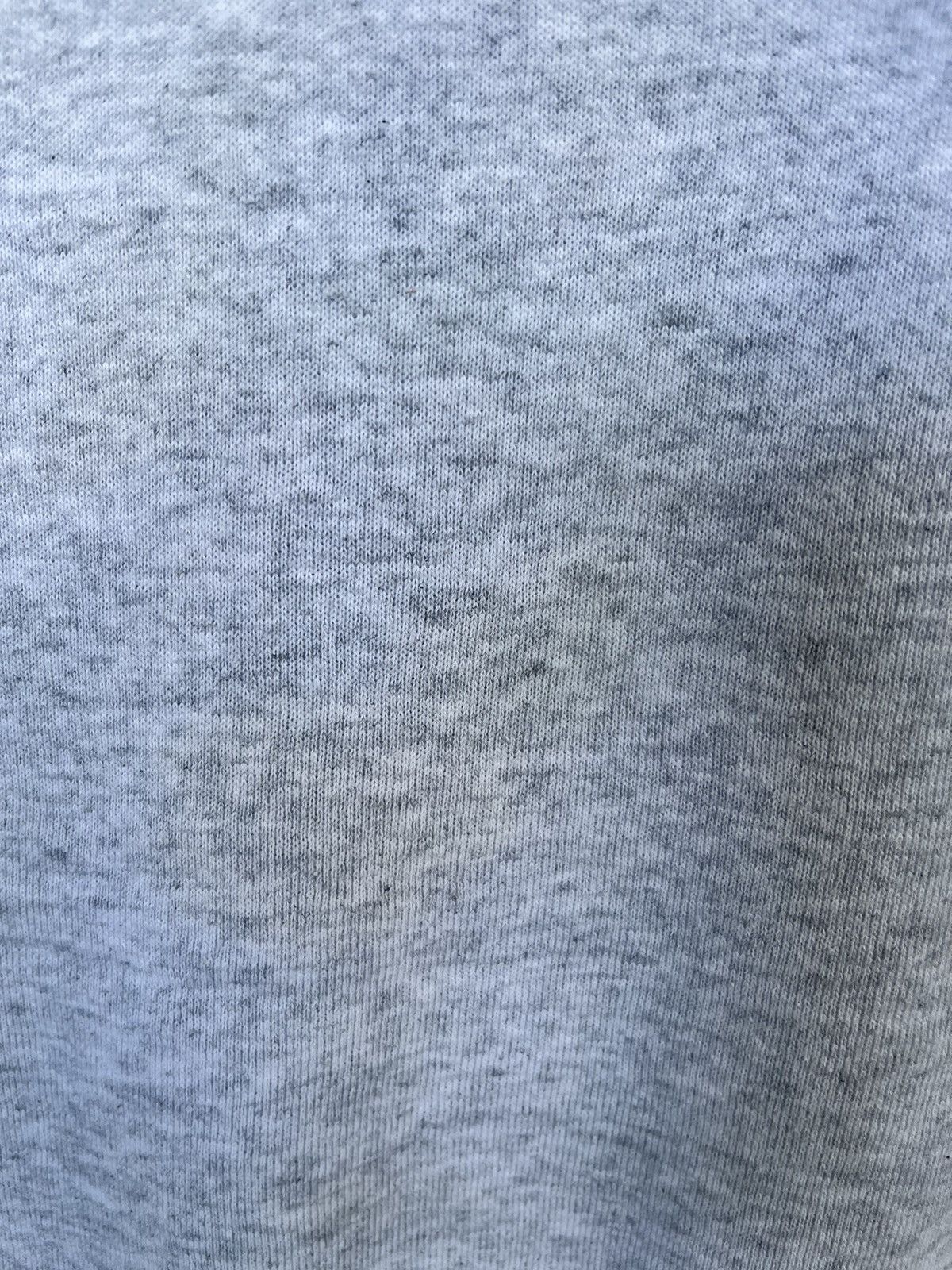 Fruit Of The Loom Vintage 1986 Les Miserable Sweatshirt Size US XL / EU 56 / 4 - 7 Thumbnail