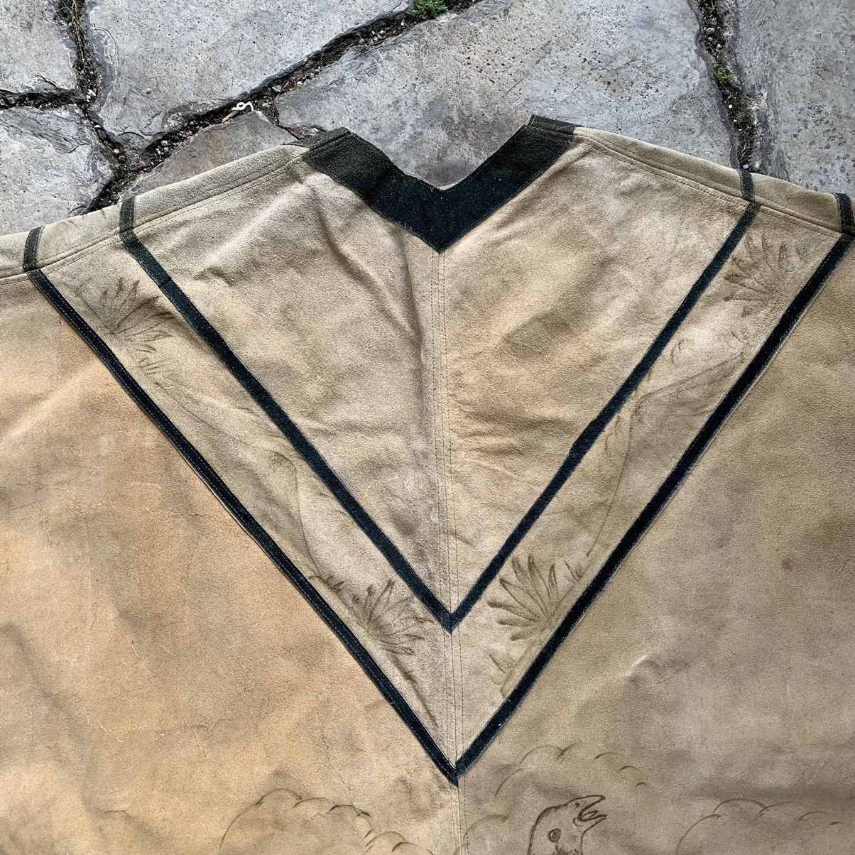 Leather fighting cock art Red Indian Apache Native American Vest Size US L / EU 52-54 / 3 - 14 Thumbnail