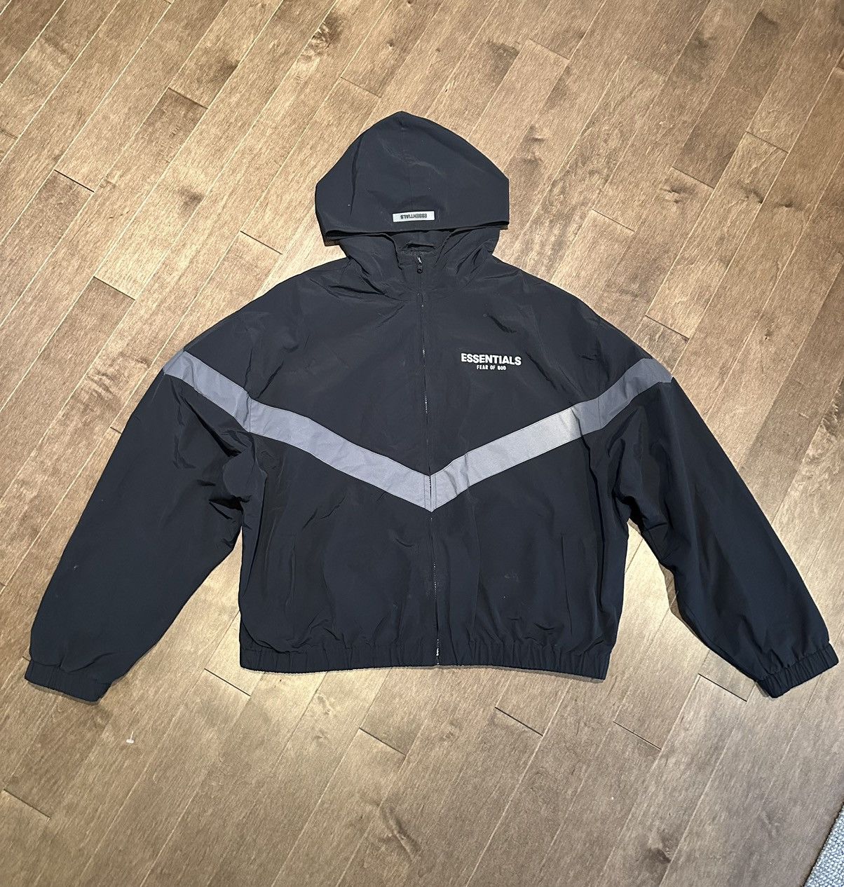 Fear of god essentials zip anorak windbreaker jacket black hotsell