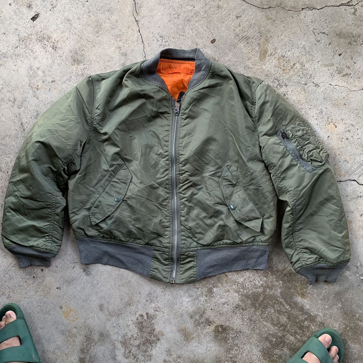 Alpha Industries Alpha Industries reversible vintage bomber military style Size US L / EU 52-54 / 3 - 3 Thumbnail