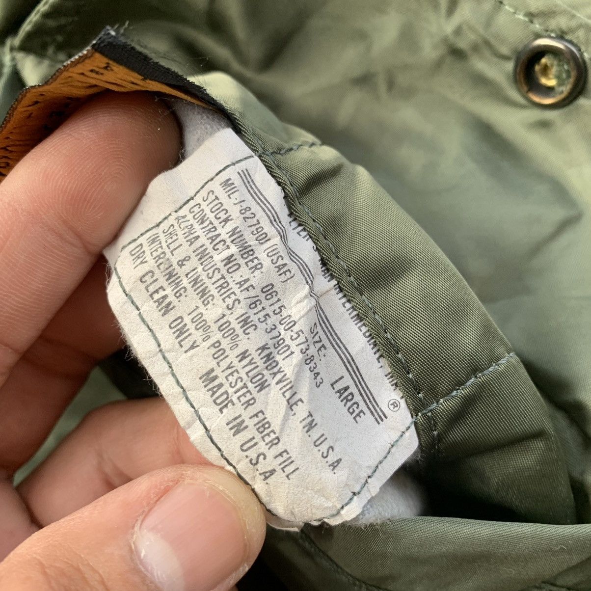 Alpha Industries Alpha Industries reversible vintage bomber military style Size US L / EU 52-54 / 3 - 14 Thumbnail