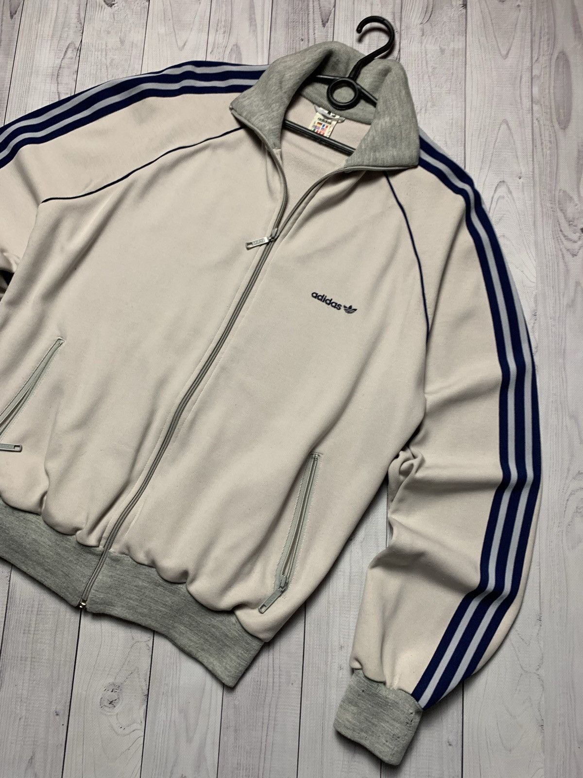 Adidas × Vintage Vintage adidas track jacket size XL logo Size US XL / EU 56 / 4 - 2 Thumbnail