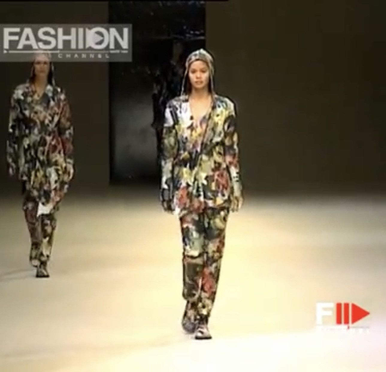 Issey Miyake RUNWAY AW1995 FLORAL ABSTRACT PATTERN LEATHER JACKET M Size M / US 6-8 / IT 42-44 - 3 Thumbnail