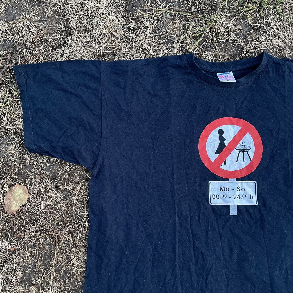 Vintage Vintage 90s Graphic Tee Barbecue Girl Humor Streetwear XXL Size US XXL / EU 58 / 5 - 4 Thumbnail