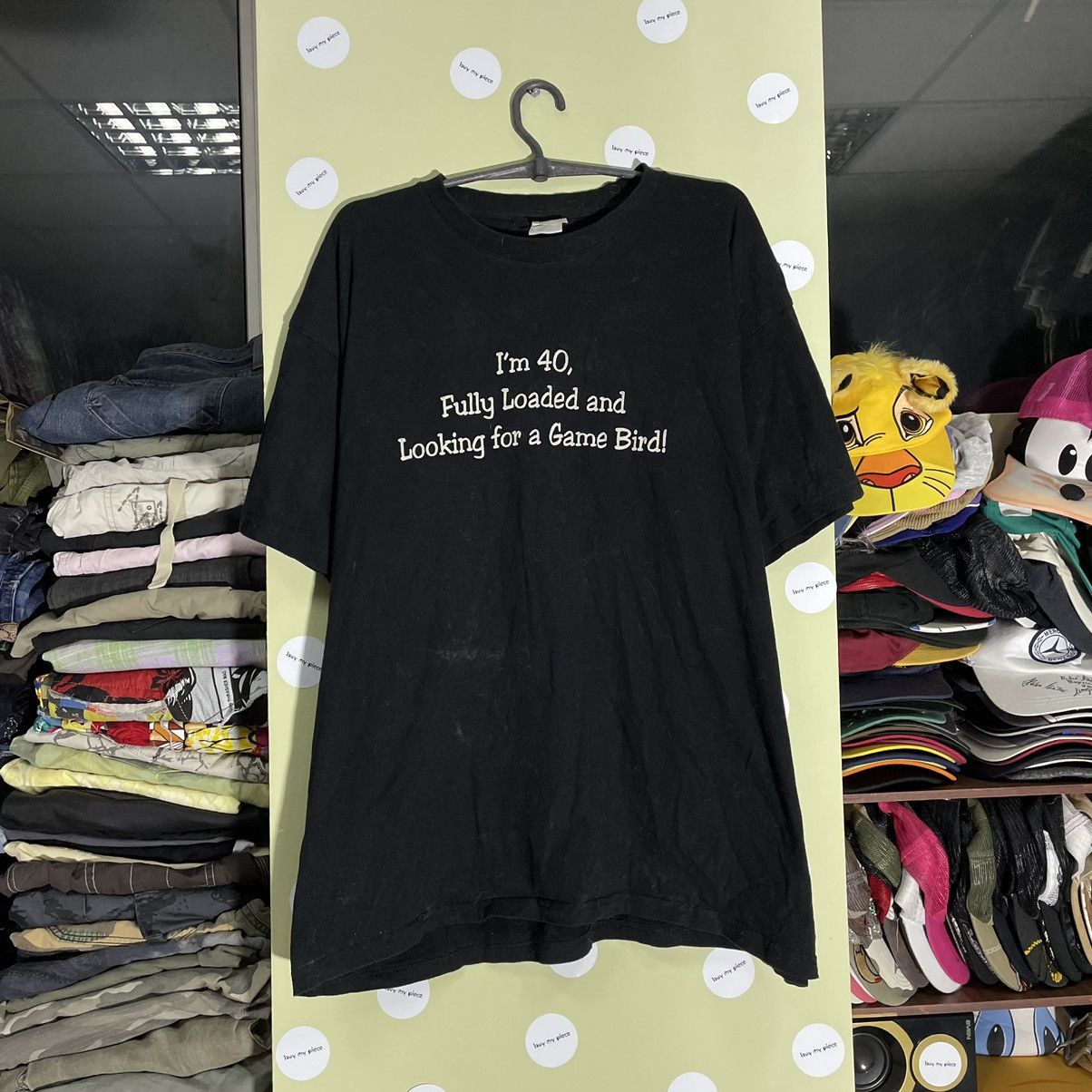Vintage Y2K Adult “ I’m 40 Looking Good Game Bird “ Tee