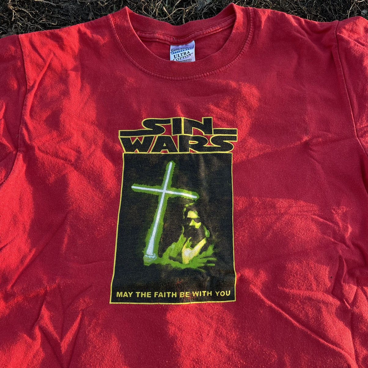 Vintage Vintage 90s Sun Faded Sin Wars Graphic Tee Grunge Red Boxy M Size US M / EU 48-50 / 2 - 5 Thumbnail