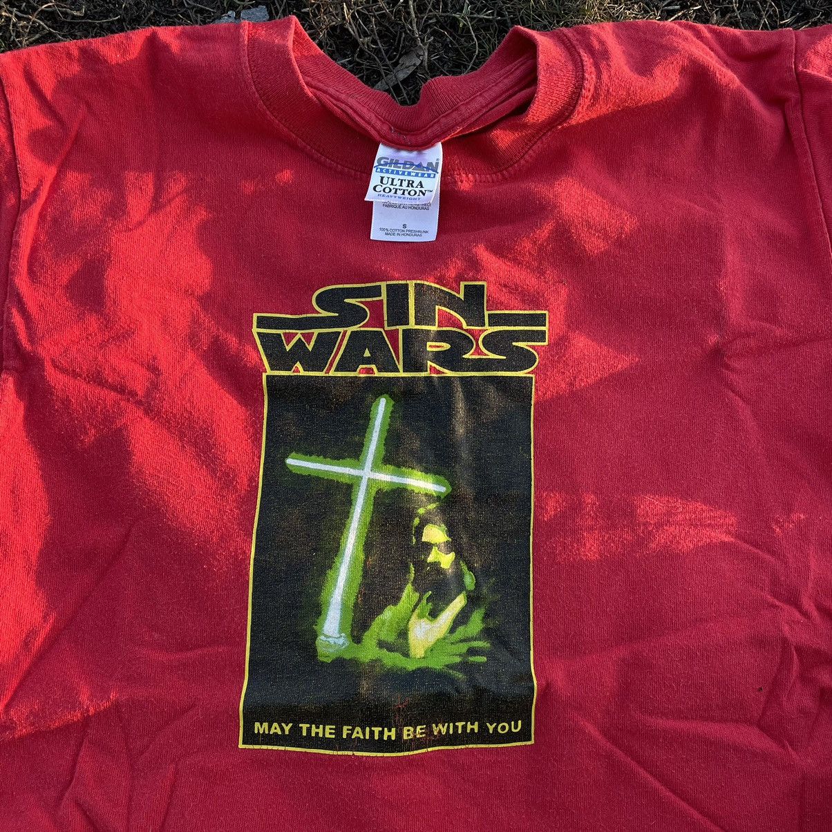 Vintage Vintage 90s Sun Faded Sin Wars Graphic Tee Grunge Red Boxy M Size US M / EU 48-50 / 2 - 1 Thumbnail