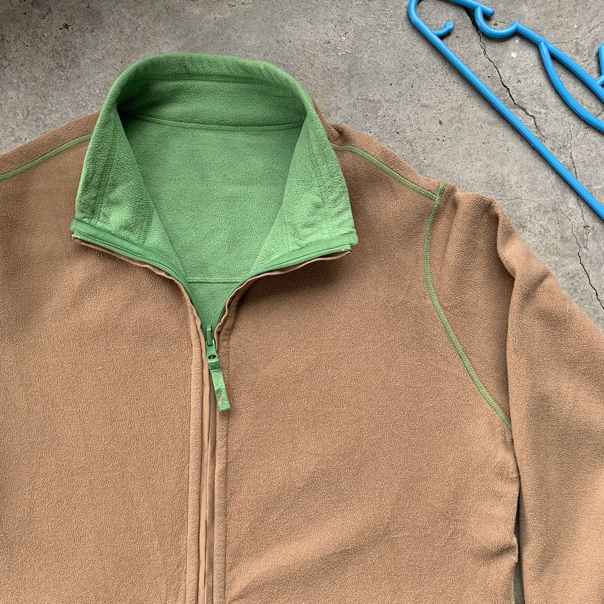 Japanese Brand × Uniqlo Uniqlo light jacket reversible fleece zipper Size US XL / EU 56 / 4 - 2 Thumbnail