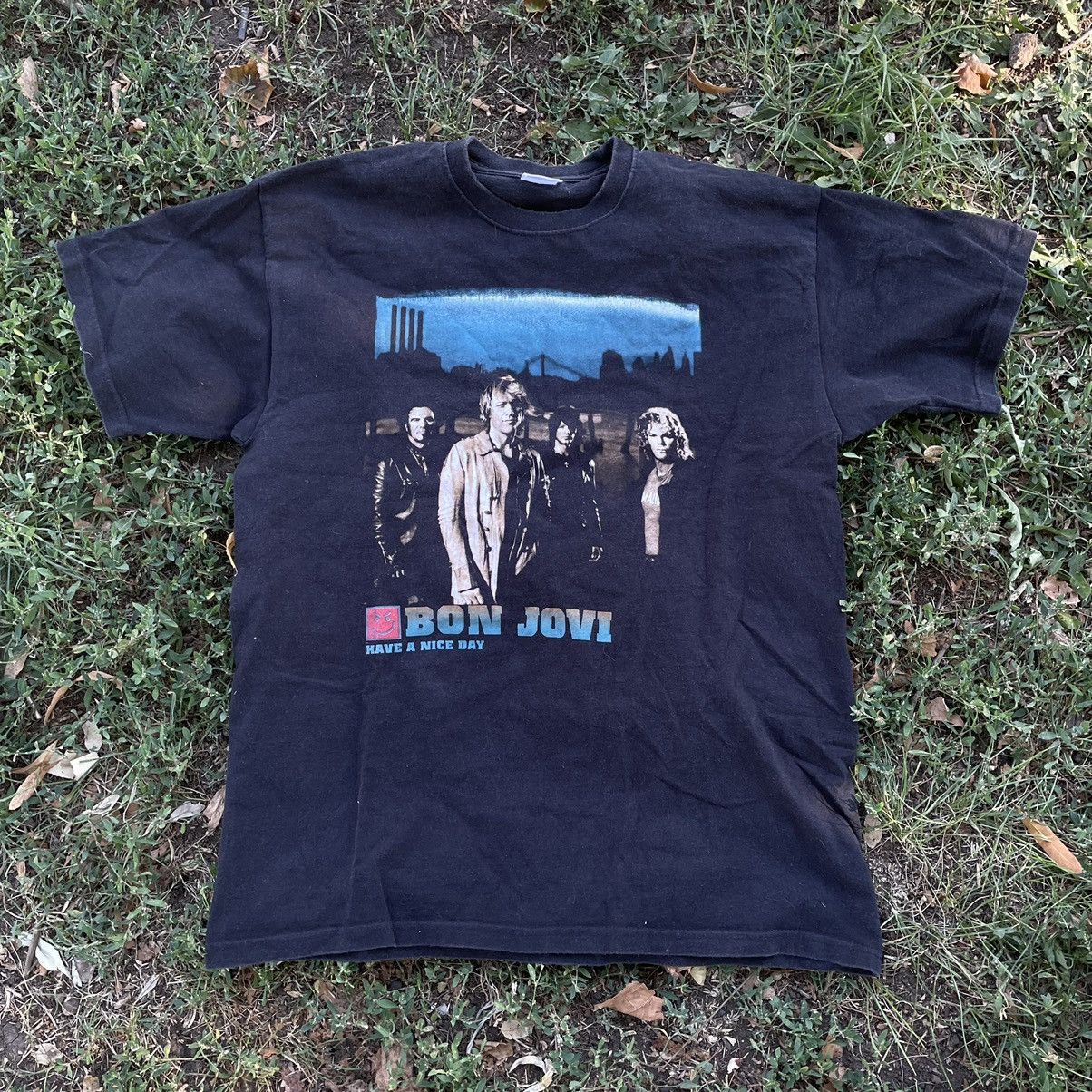 Vintage Vintage Y2K Tee Bon Jovi Face Band Rock M Size US M / EU 48-50 / 2 - 1 Thumbnail