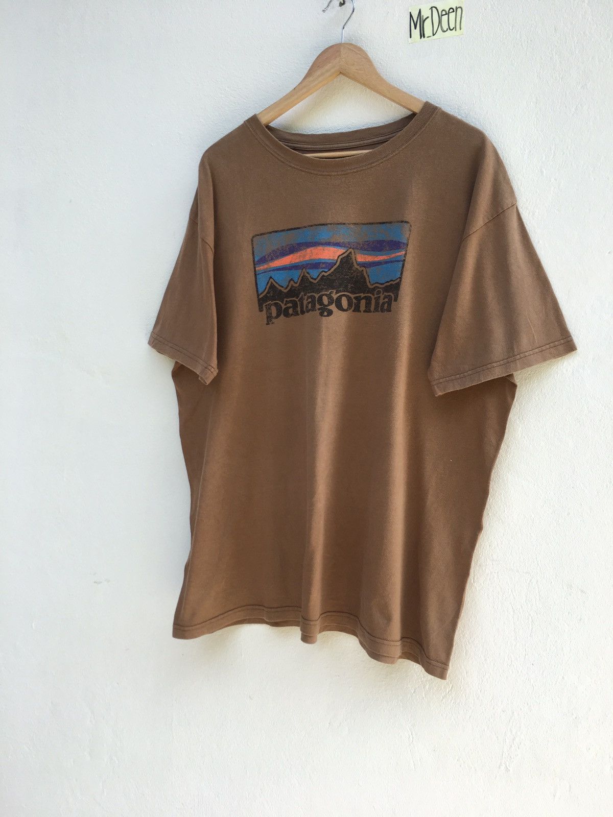 Patagonia Vintage Patagonia Tshirt Spell Out Size US XXL / EU 58 / 5 - 3 Thumbnail