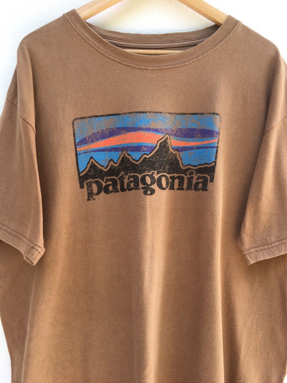 Patagonia Vintage Patagonia Tshirt Spell Out Size US XXL / EU 58 / 5 - 4 Thumbnail