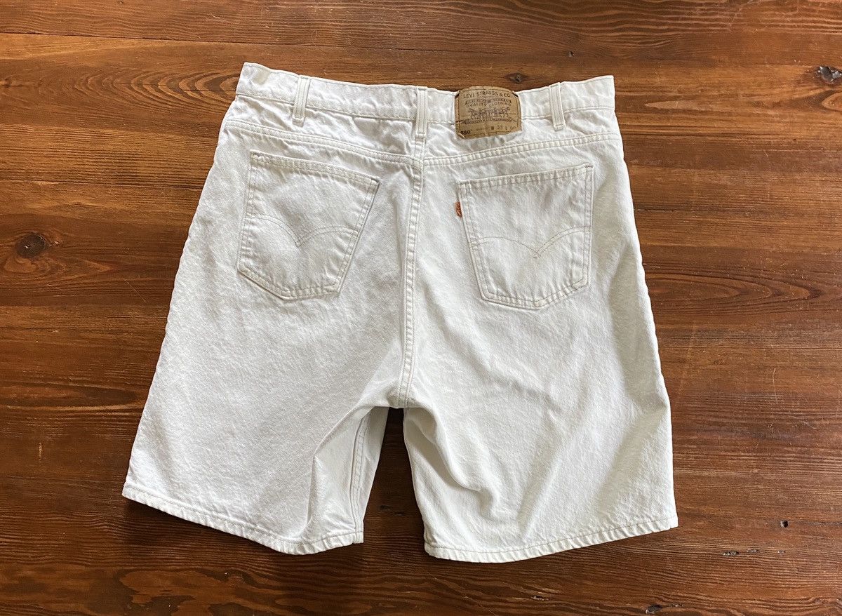 Levi's × Vintage Vintage ‘95 Levi’s 550 Orange Tab White Relaxed Jean Shorts Size US 37 - 2 Thumbnail
