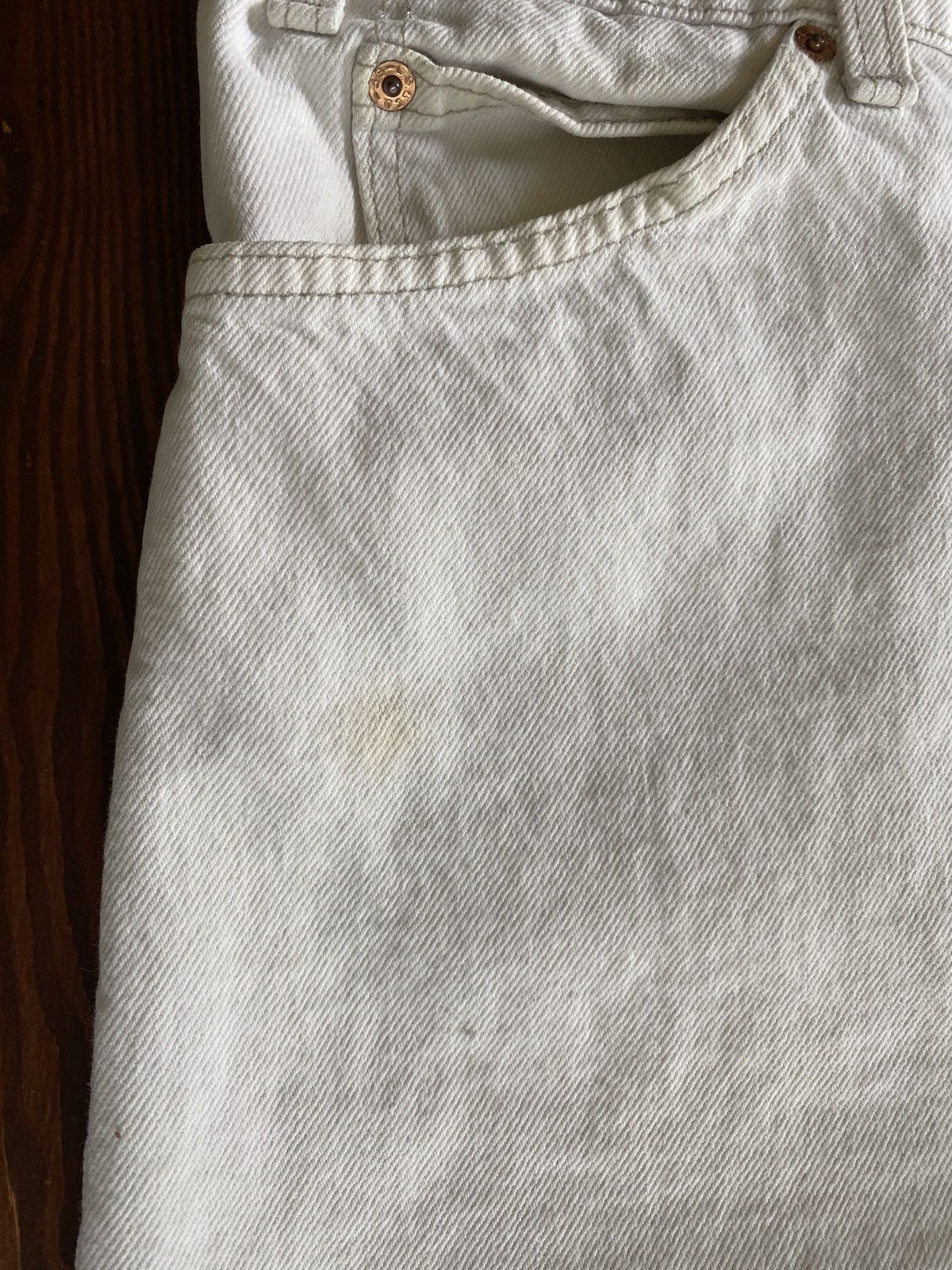 Levi's × Vintage Vintage ‘95 Levi’s 550 Orange Tab White Relaxed Jean Shorts Size US 37 - 20 Thumbnail