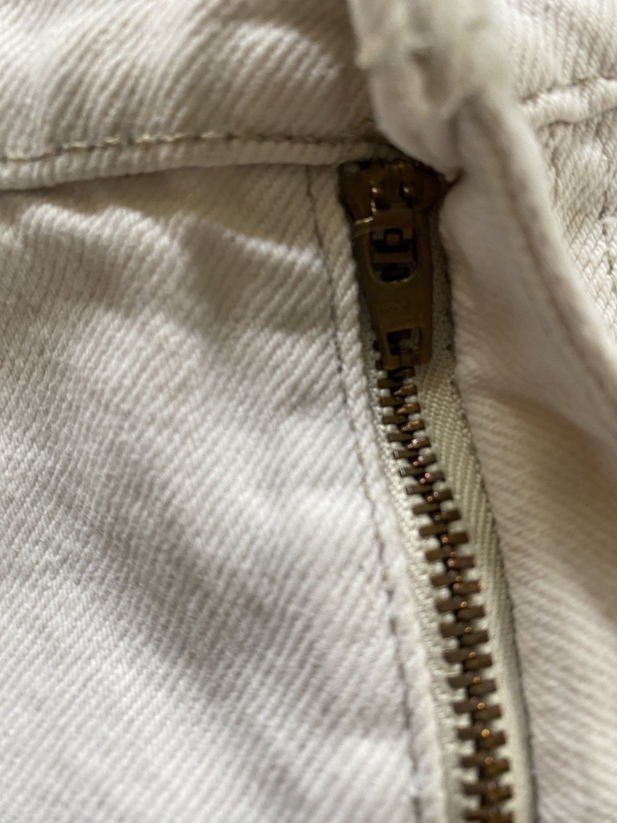 Levi's × Vintage Vintage ‘95 Levi’s 550 Orange Tab White Relaxed Jean Shorts Size US 37 - 12 Thumbnail