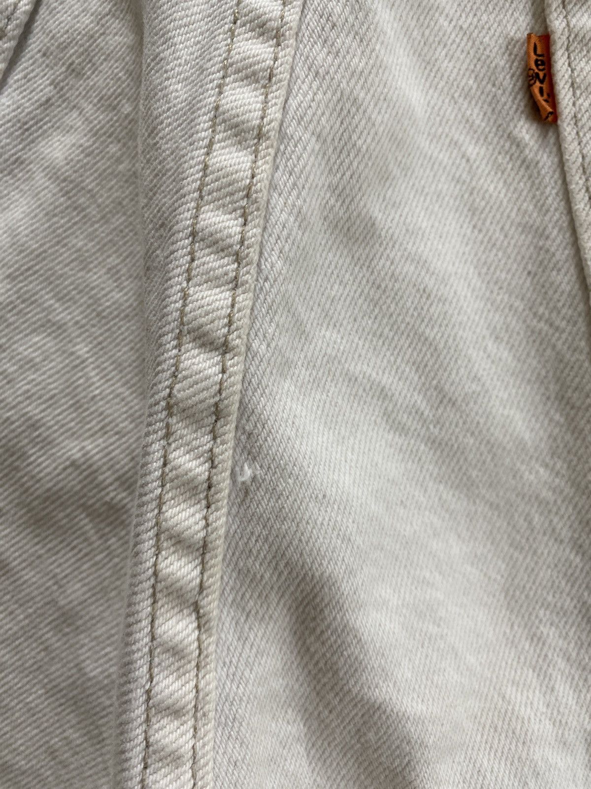 Levi's × Vintage Vintage ‘95 Levi’s 550 Orange Tab White Relaxed Jean Shorts Size US 37 - 5 Thumbnail