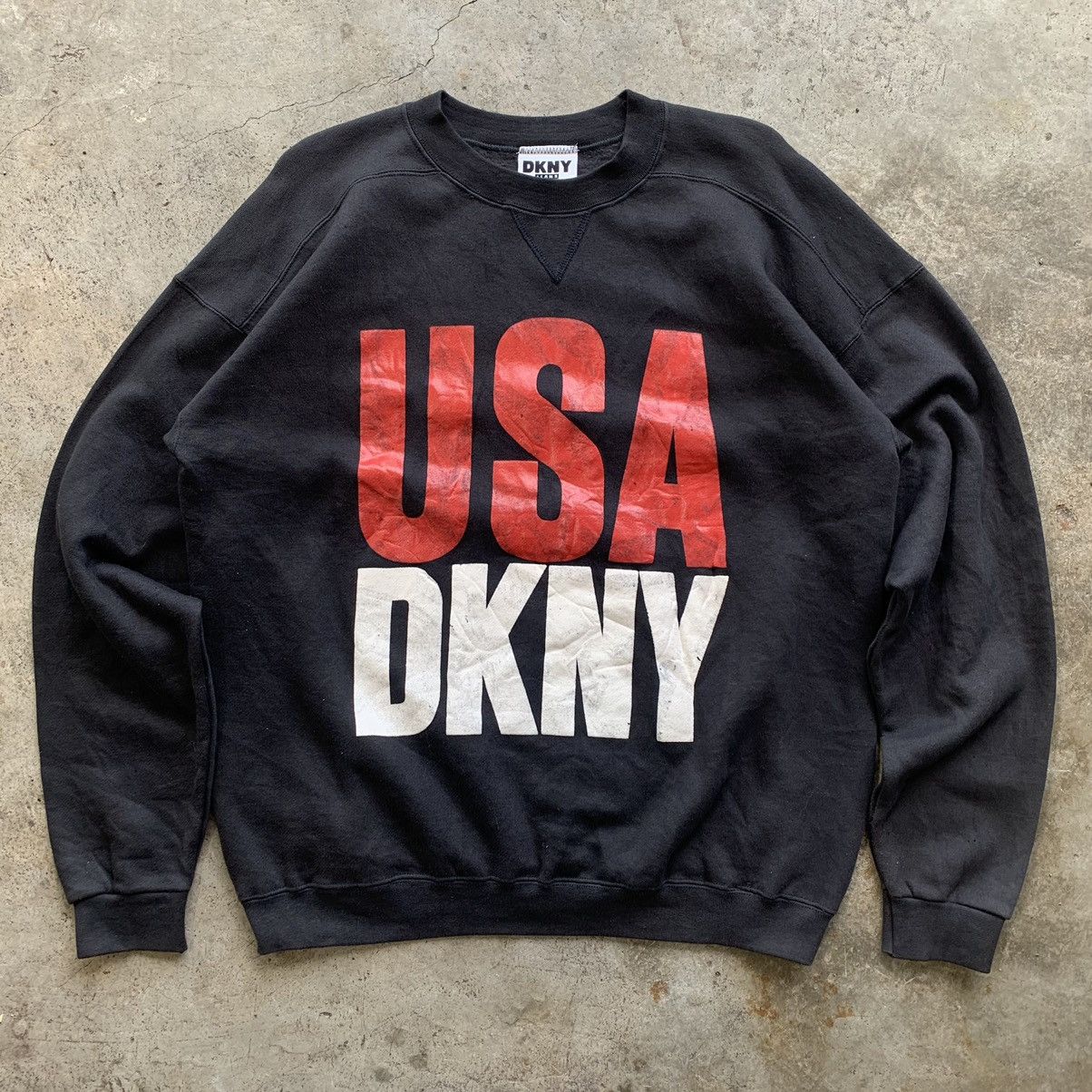 DKNY DKNY vintage 90s sweatshirt Size US L / EU 52-54 / 3 - 15 Thumbnail