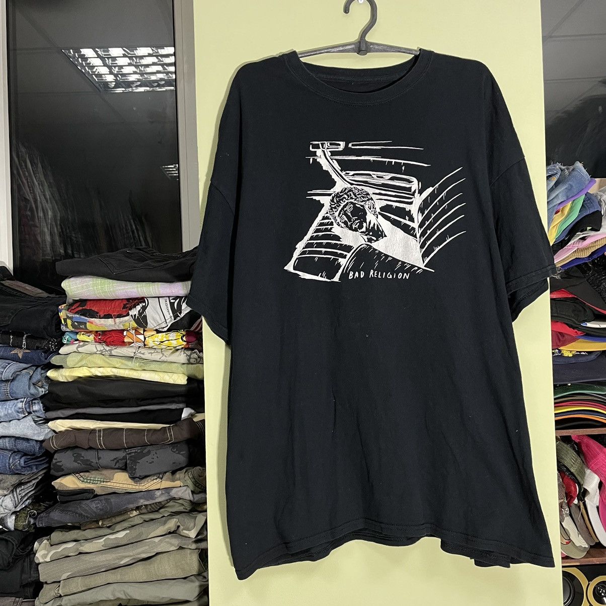 Vintage Vintage Y2K Graphic Tee Band Art Punk Streetwear Cropped XXL Size US XXL / EU 58 / 5 - 5 Thumbnail
