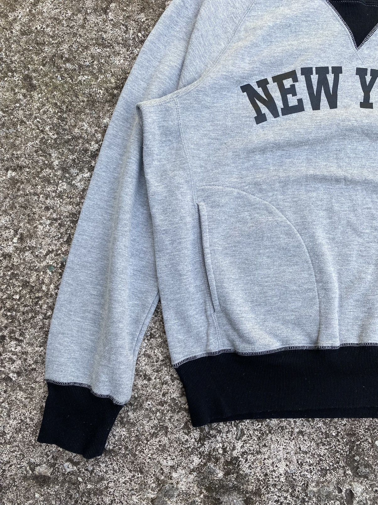 Other Weekend New York Sweatshirt Medium Size Size US M / EU 48-50 / 2 - 4 Thumbnail