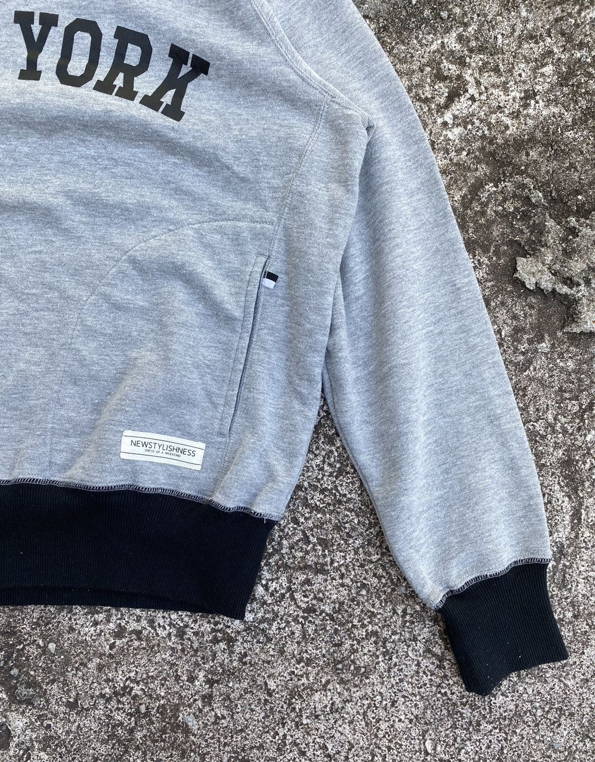 Other Weekend New York Sweatshirt Medium Size Size US M / EU 48-50 / 2 - 3 Thumbnail