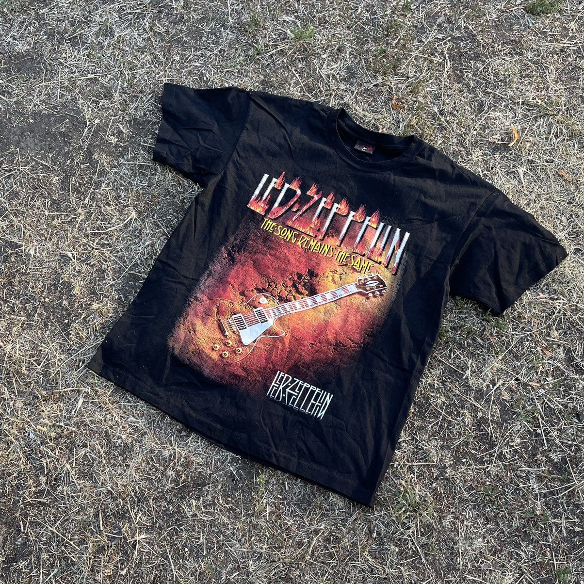 Vintage Vintage Y2K Led Zeppelin Band Tee Graphic Rock Streetwear L Size US L / EU 52-54 / 3 - 4 Thumbnail