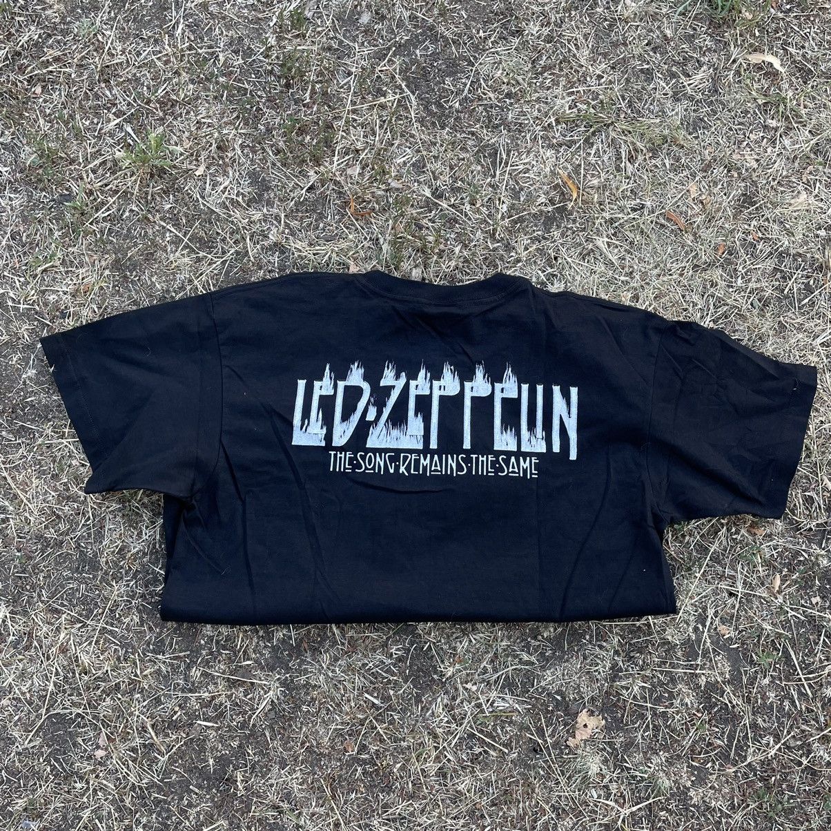 Vintage Vintage Y2K Led Zeppelin Band Tee Graphic Rock Streetwear L Size US L / EU 52-54 / 3 - 6 Thumbnail