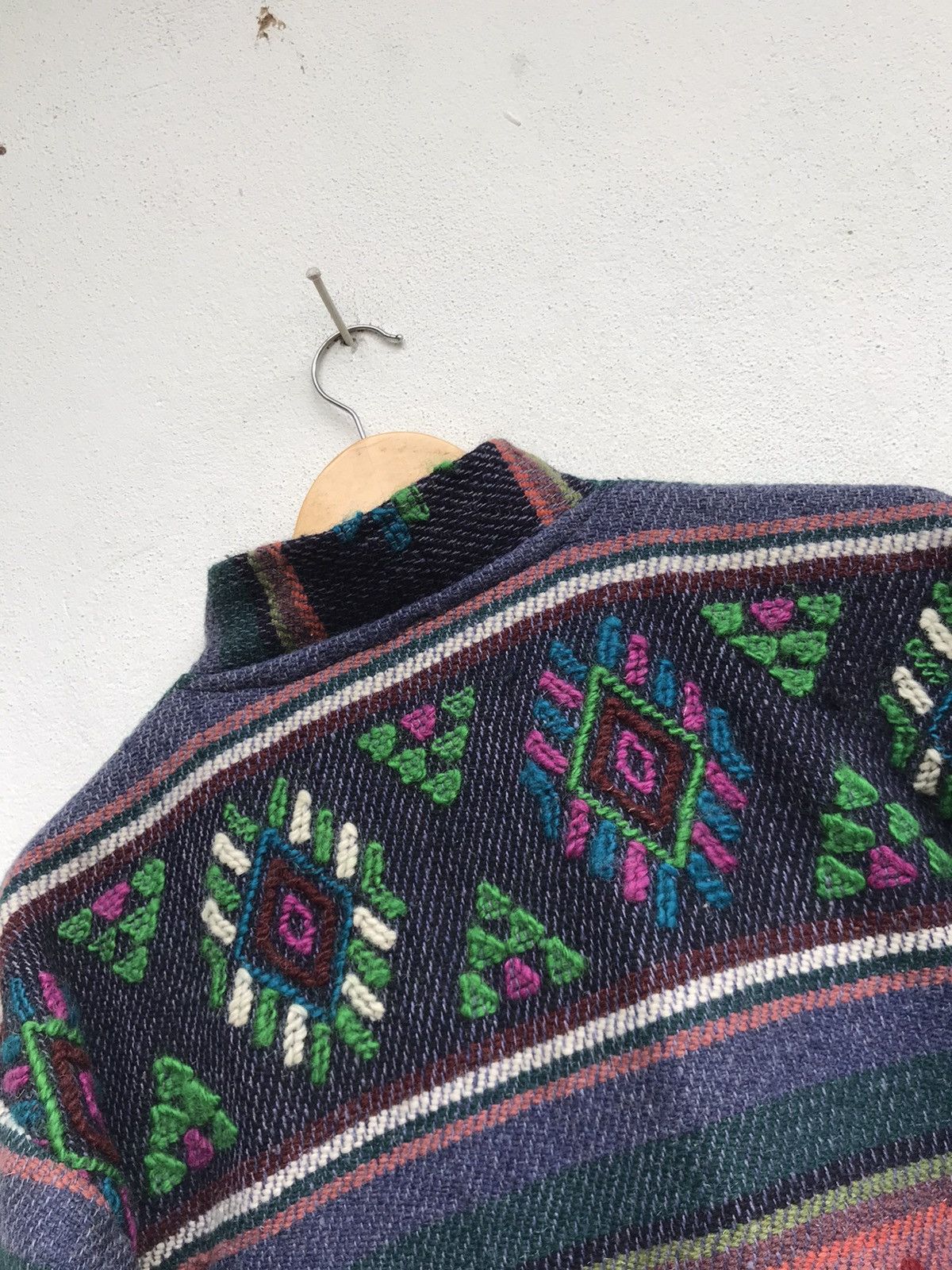 Art Comes First × Japanese Brand Customs Made Navajo Aztec Native Art Tweed Jacket Size US M / EU 48-50 / 2 - 12 Thumbnail