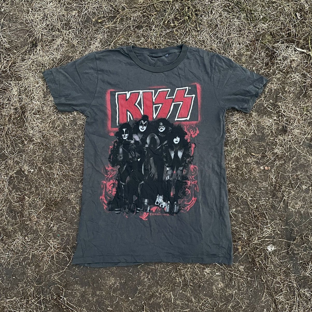 Vintage Vintage Y2K Kiss Band Tee Graphic Faded Punk Rock Slim M Size US M / EU 48-50 / 2 - 1 Thumbnail