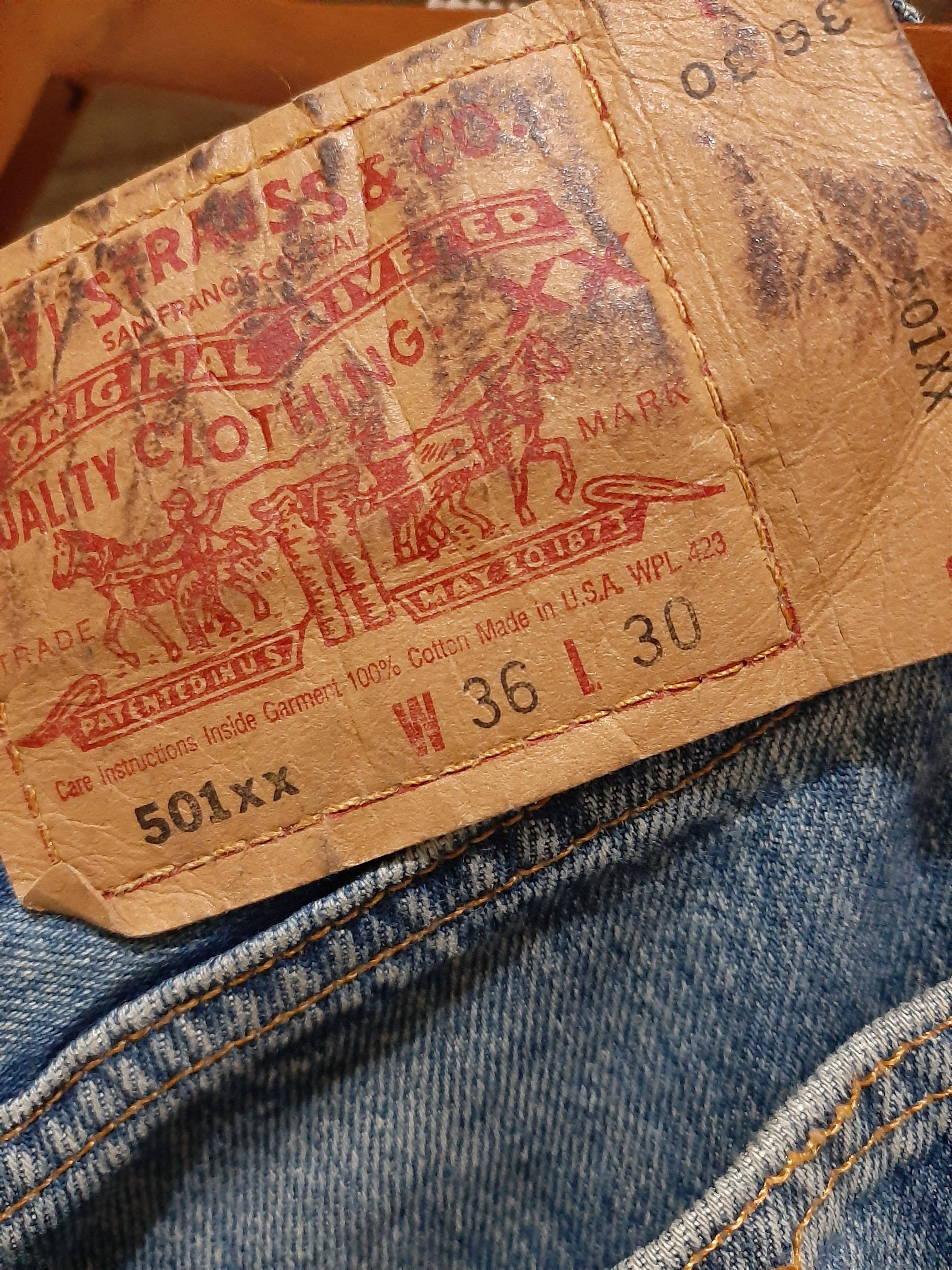 Levi's × Vintage VTG 2002 LEVI'S 501xx DISTRESSED DENIM U.S.A Size US 34 / EU 50 - 3 Thumbnail