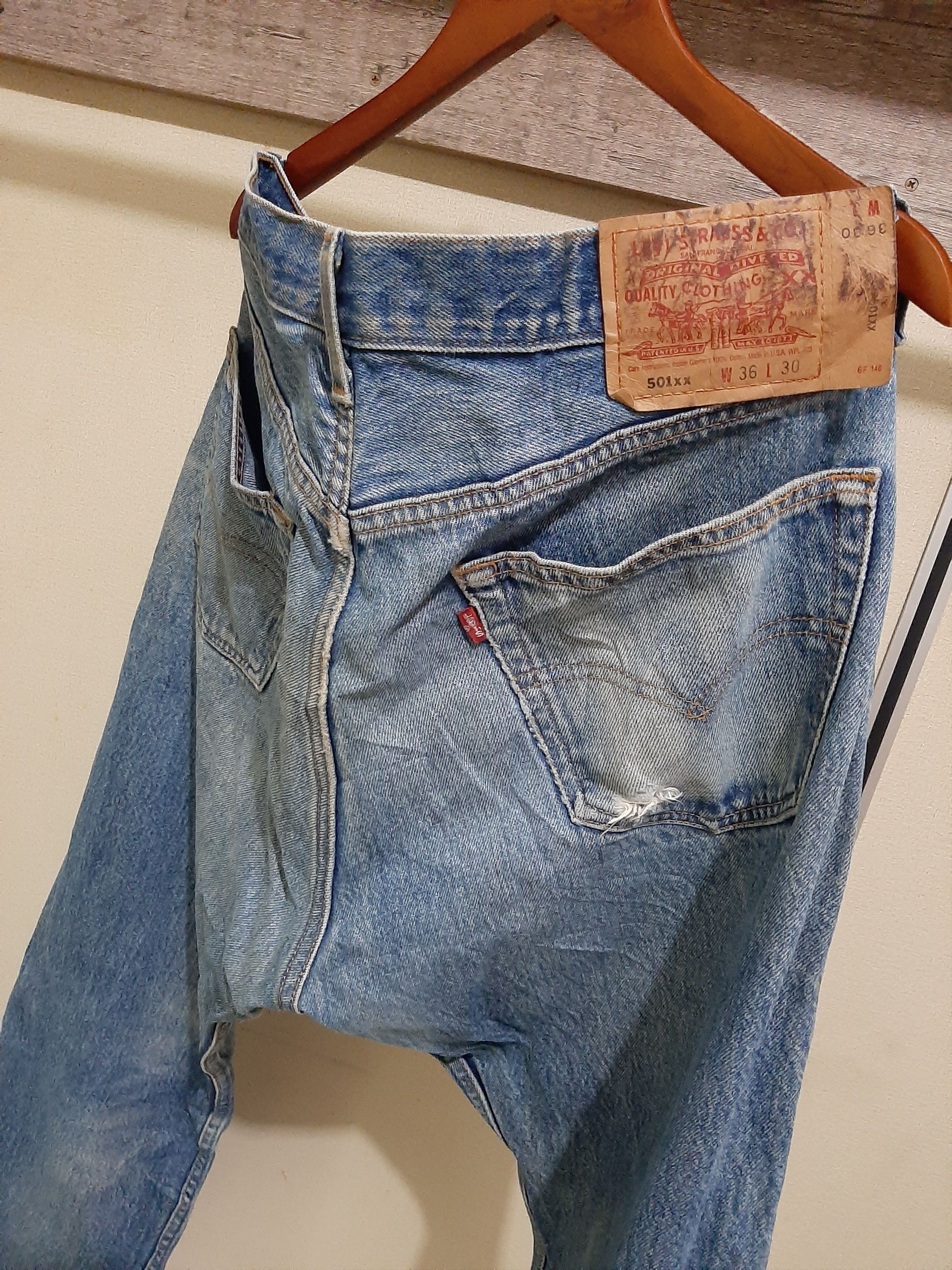 Levi's × Vintage VTG 2002 LEVI'S 501xx DISTRESSED DENIM U.S.A Size US 34 / EU 50 - 2 Thumbnail