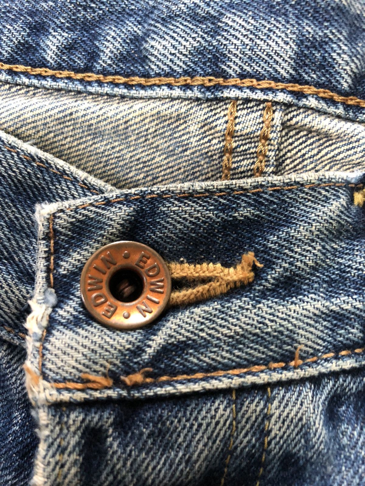 Edwin × Vintage VINTAGE SELVEDGE EDWIN 505x BLUE WASH DISTRESSED DENIM Size US 31 - 5 Thumbnail