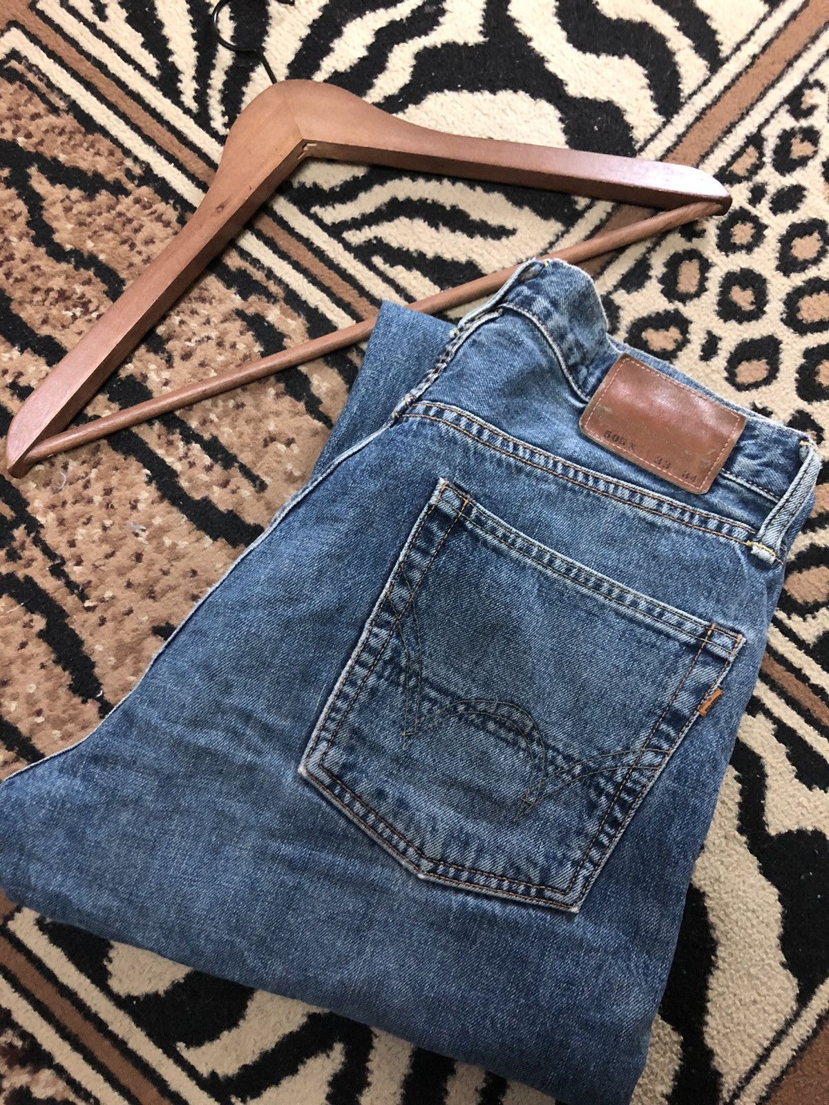 Edwin × Vintage VINTAGE SELVEDGE EDWIN 505x BLUE WASH DISTRESSED DENIM Size US 31 - 18 Thumbnail