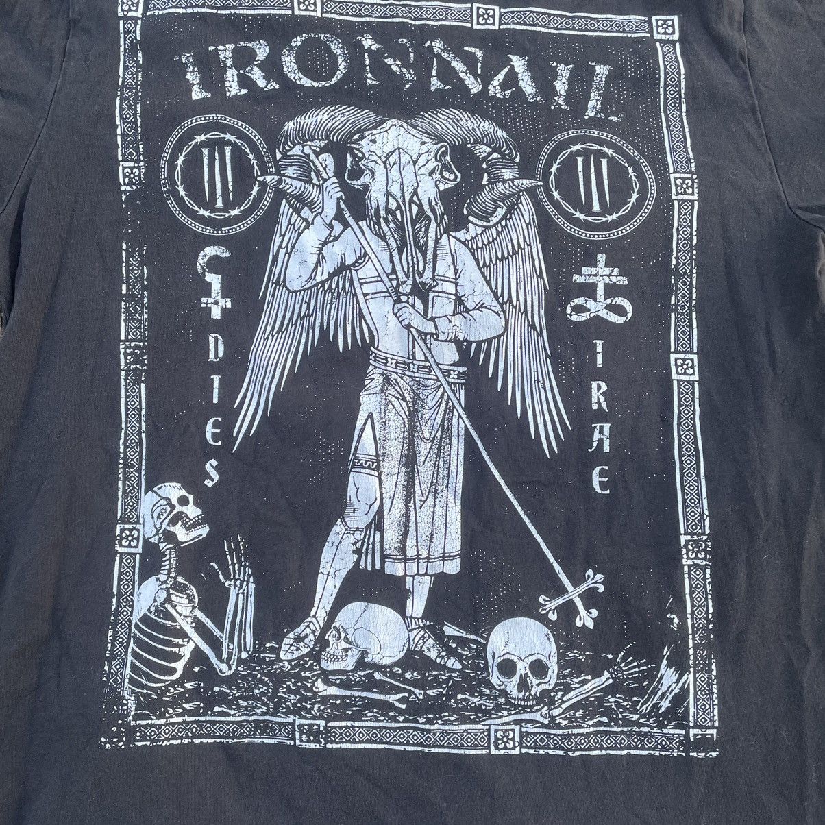 Vintage Vintage 90s Grunge Graphic Tee Dark Angel Skull Punk Boxy M Size US M / EU 48-50 / 2 - 4 Thumbnail