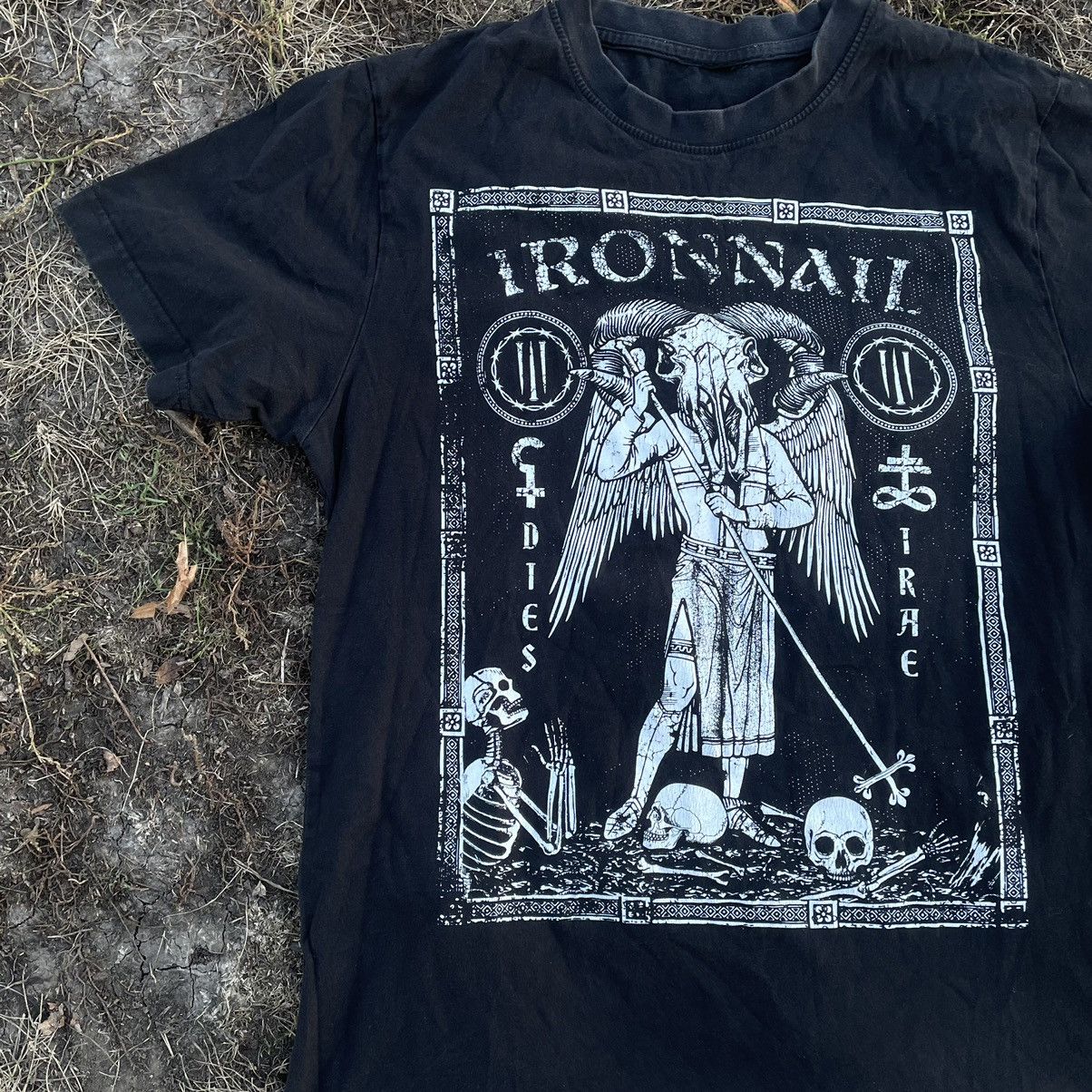 Vintage Vintage 90s Grunge Graphic Tee Dark Angel Skull Punk Boxy M Size US M / EU 48-50 / 2 - 3 Thumbnail