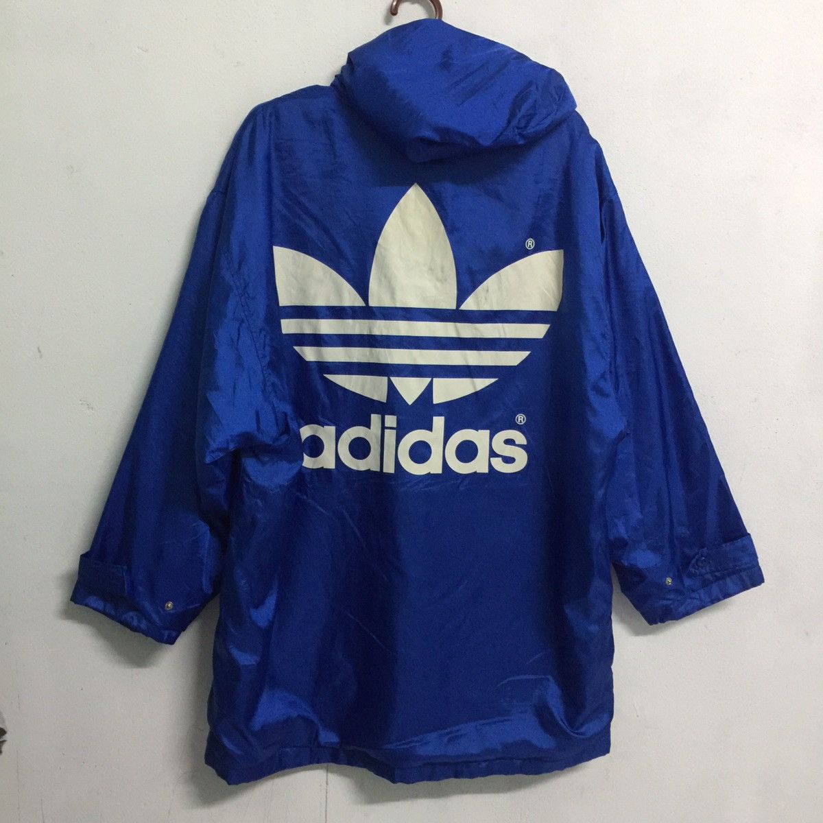 Adidas Adidas big logo jacket from Japan Size US M / EU 48-50 / 2 - 3 Thumbnail