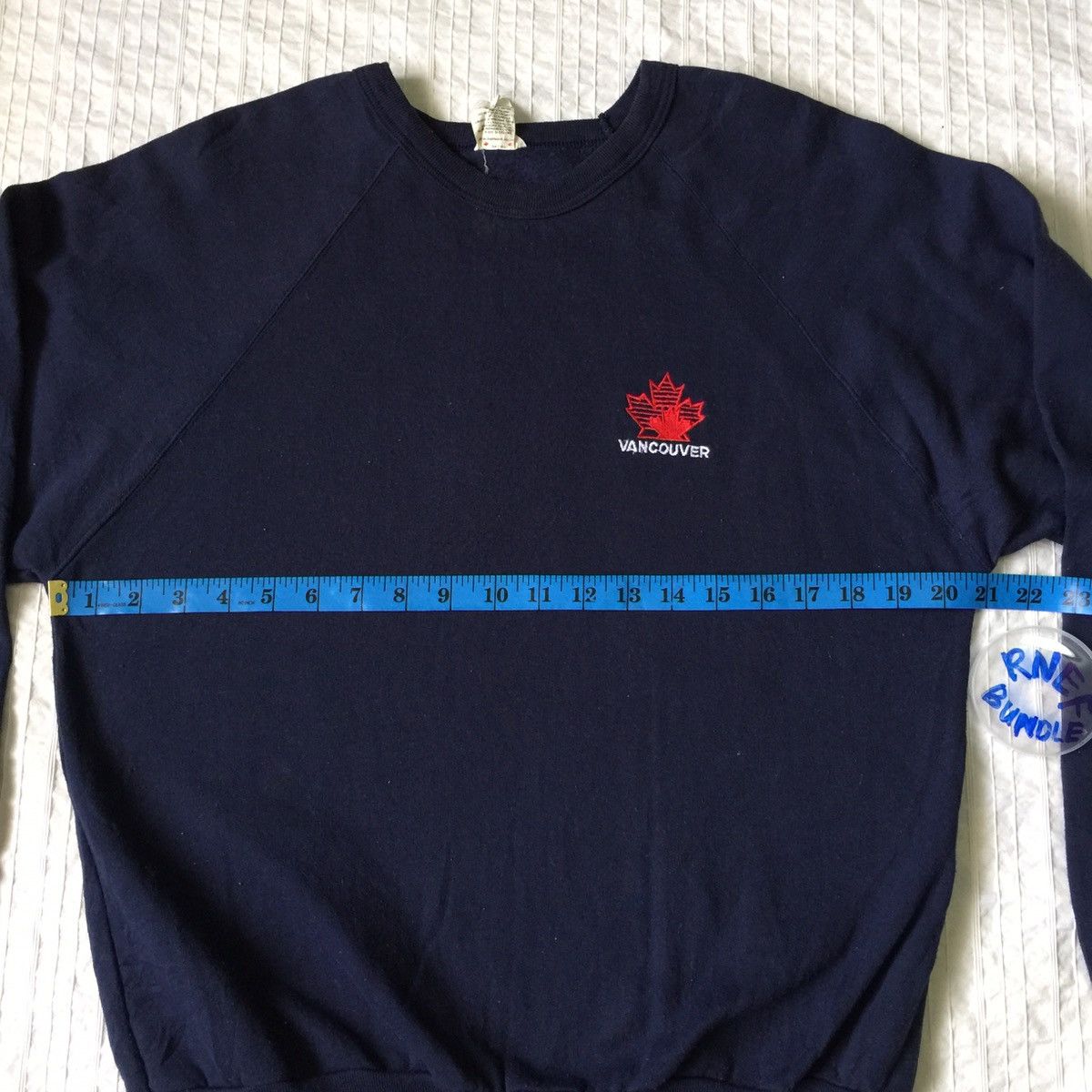 Vintage Vancouver small embroidered sweatshirt made in Canada Size US L / EU 52-54 / 3 - 11 Thumbnail