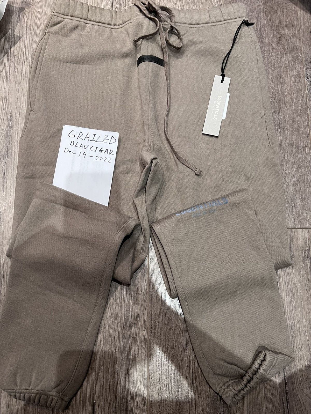 Fear top of God Essentials Gray Taupe Joggers Size M