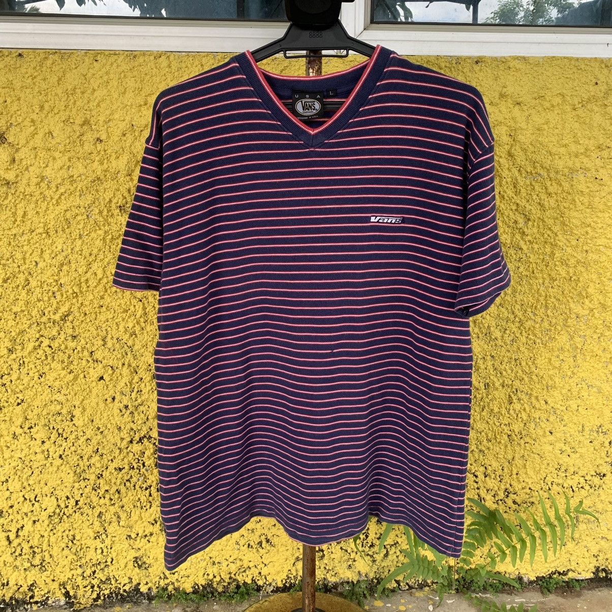 Vans Vans vintage 90s collar v tshirt tee Size US L / EU 52-54 / 3 - 4 Thumbnail