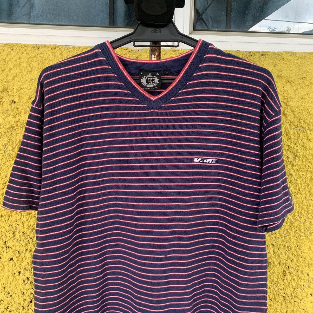 Vans Vans vintage 90s collar v tshirt tee Size US L / EU 52-54 / 3 - 5 Thumbnail