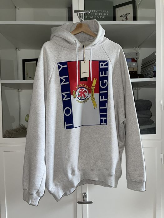 Tommy hilfiger clearance x vetements hoodie